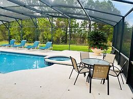 Spacious 5bd Pool Hm Spa Gm Watersong -256ys 5 Bedroom Home by RedAwni