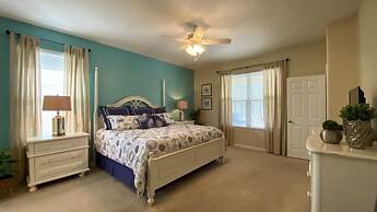 Spacious 5bd Pool Hm Spa Gm Watersong -256ys 5 Bedroom Home by RedAwni