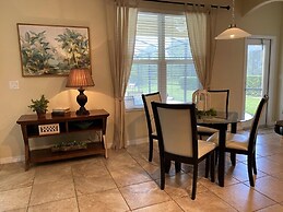 Spacious 5bd Pool Hm Spa Gm Watersong -256ys 5 Bedroom Home by RedAwni