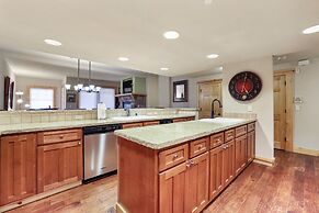 Splendor in the Sierras Timber Ridge 3 Bedroom 3 Condo by RedAwning
