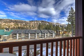 Splendor in the Sierras Timber Ridge 3 Bedroom 3 Condo by RedAwning