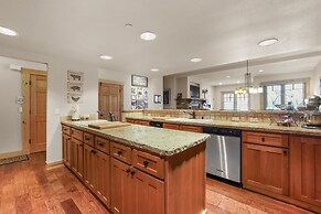 Lavishness at Elevation Timber Ridge 3 Bedroom 3 Condo by RedAwning