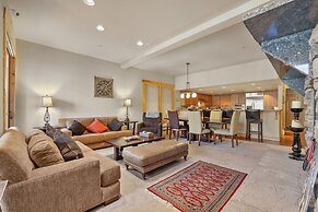 Lavishness at Elevation Timber Ridge 3 Bedroom 3 Condo by RedAwning