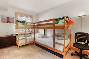 Lavishness at Elevation Timber Ridge 3 Bedroom 3 Condo by RedAwning