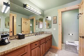 Lavishness at Elevation Timber Ridge 3 Bedroom 3 Condo by RedAwning