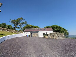 Ysgubor Maen Y Bardd