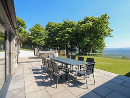 Ysgubor Maen Y Bardd