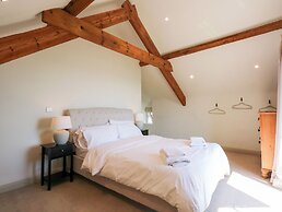 Ysgubor Maen Y Bardd