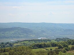 Ysgubor Maen Y Bardd