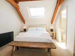 Ysgubor Maen Y Bardd