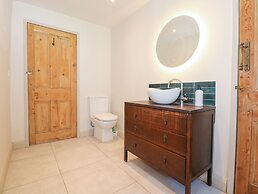 Ysgubor Maen Y Bardd