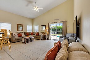 2 Suites, 1 King, 5 Beds: Pool. Games Room #810