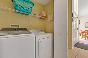 2 Suites, 1 King, 5 Beds: Pool. Games Room #810