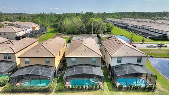 Summer Solstice @ Windsor Westside by Shine Villas #114