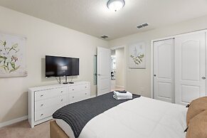 Summer Solstice @ Windsor Westside by Shine Villas #114