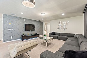 Summer Solstice @ Windsor Westside by Shine Villas #114