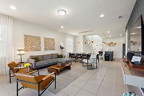 Summer Solstice @ Windsor Westside by Shine Villas #114