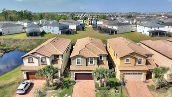 Summer Solstice @ Windsor Westside by Shine Villas #114