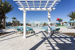 Summer Solstice @ Windsor Westside by Shine Villas #114