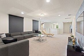 Summer Solstice @ Windsor Westside by Shine Villas #114