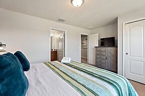 Blissful Haven @ Windsor Westside by Shine Villas 995