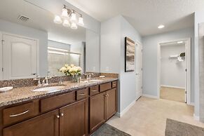 Blissful Haven @ Windsor Westside by Shine Villas 995