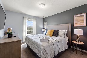 Blissful Haven @ Windsor Westside by Shine Villas 995