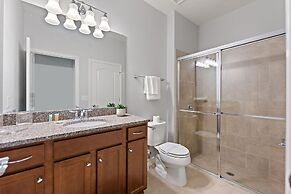 Blissful Haven @ Windsor Westside by Shine Villas 995