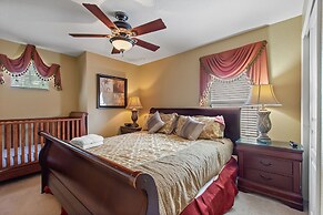 Funcation at Windsor Hills by Shine Villas Sleeps up to 12