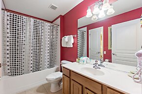 Funcation at Windsor Hills by Shine Villas Sleeps up to 12