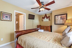 Funcation at Windsor Hills by Shine Villas Sleeps up to 12