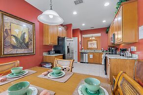 Funcation at Windsor Hills by Shine Villas Sleeps up to 12