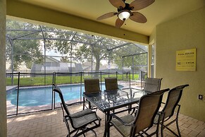 Funcation at Windsor Hills by Shine Villas Sleeps up to 12