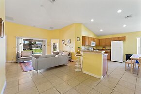 Gilded Parasol by Shine Villas Remington Golf 420