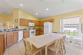 Gilded Parasol by Shine Villas Remington Golf 420