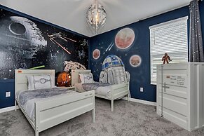 Fantasia @ Storey Lake by Shine Villas #408