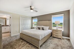 Magic Lily - Storey Lake by Shine Villas #834