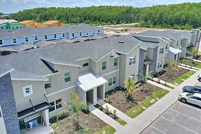 Magic Lily - Storey Lake by Shine Villas #834