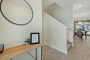 Magic Lily - Storey Lake by Shine Villas #834