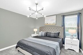 Jurassic Water View @storey Lake by Shine Villas! Sleeps up to 24! #02