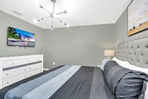 Jurassic Water View @storey Lake by Shine Villas! Sleeps up to 24! #02