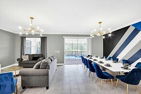 Jurassic Water View @storey Lake by Shine Villas! Sleeps up to 24! #02