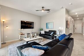 Fireworks @ Night -storey Lake by Shine Villas #709