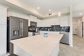 Water Watcher, Storey Lake Resort by Shine Villas #825