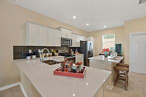 Firecracker View @ Storey Lake by Shine Villas #838