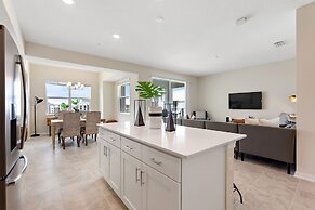 Mad Hatter @ Storey Lake by Shine Villas #827