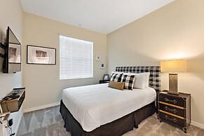 Mad Hatter @ Storey Lake by Shine Villas #827