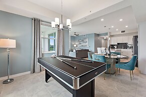 Decadent Penguin - Storey Lake by Shine Villas #704