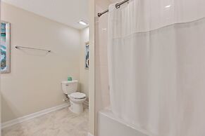 Decadent Penguin - Storey Lake by Shine Villas #704