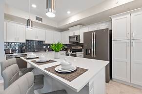 Storey Lake 2 Bed, Sleeps 7. Premium, Fabulous #200